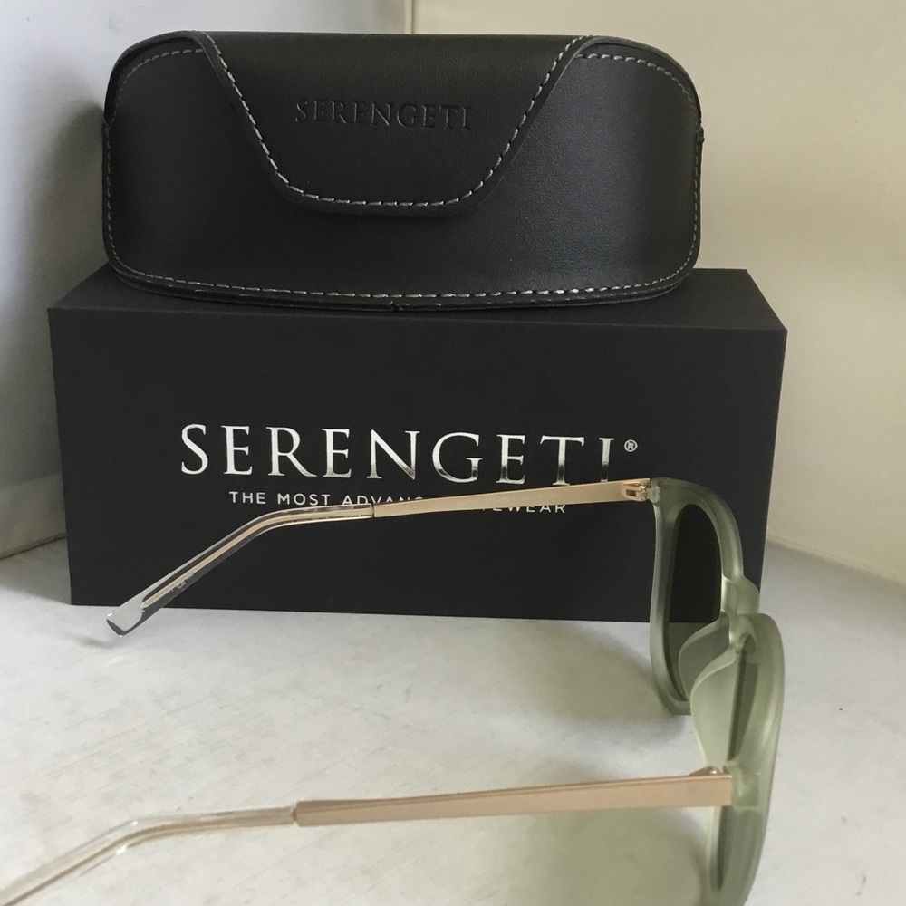 Serengeti Brawley Polarized Sunglasses Case. - Picture 2 of 6